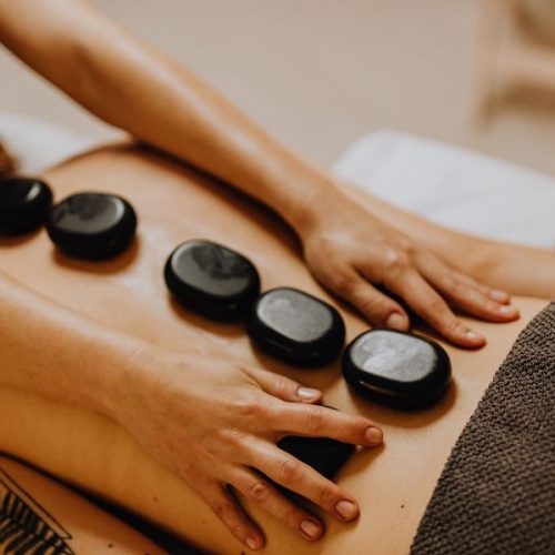 Massage en SPA ou chez un praticien indépendant ?